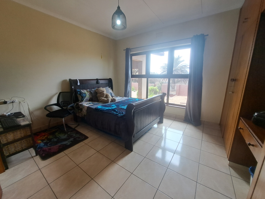 3 Bedroom Property for Sale in Vredenburg Western Cape